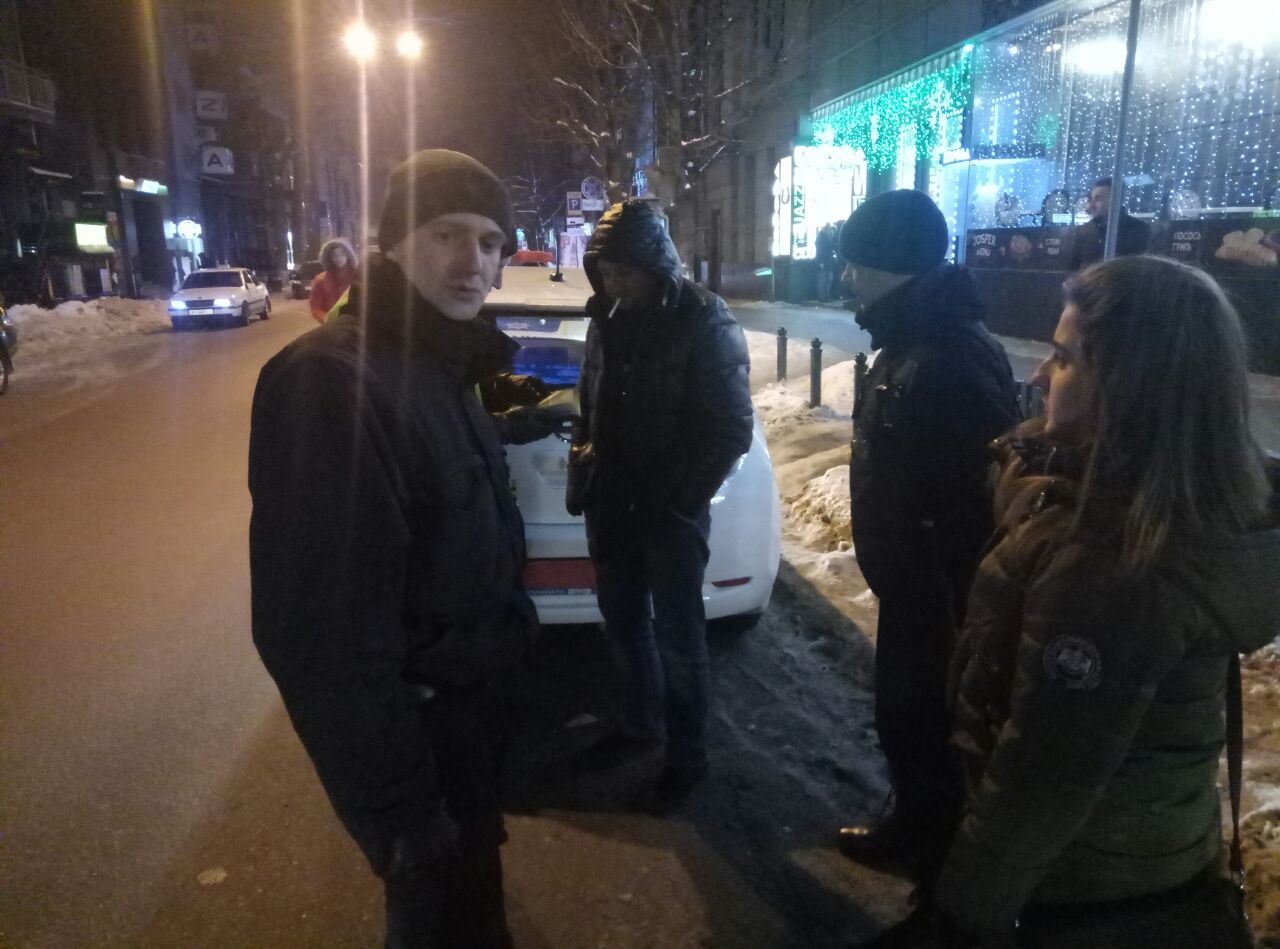 Активисты из PitBullKharkov продолжают ловить пьяных за рулём.